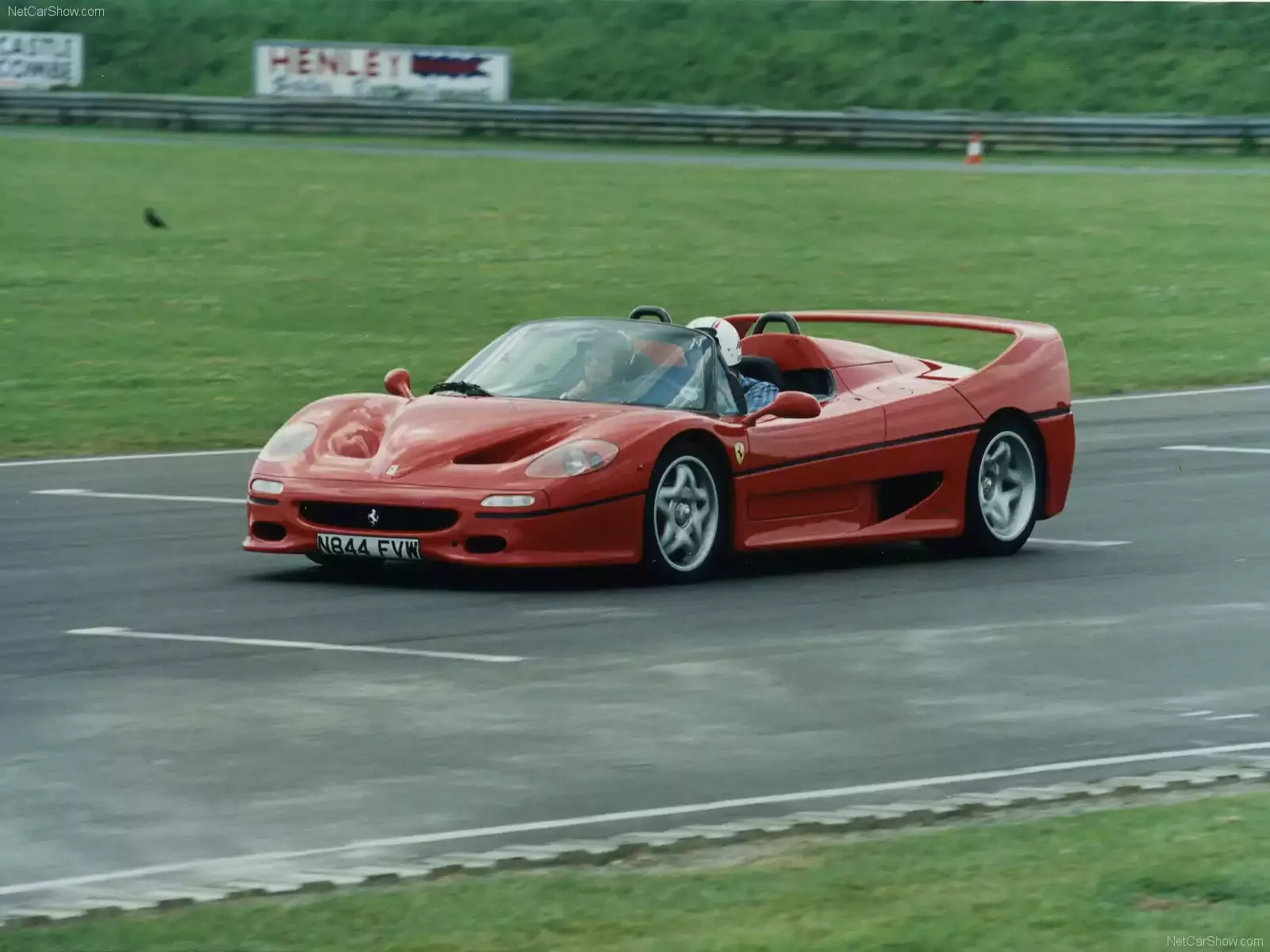 Hình ảnh siêu xe Ferrari F50 1995 & nội ngoại thất