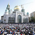 مسلمو موسكو يؤدون صلاة عيد الفطر المبارك