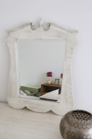 pormenor espelho cama com desenho na cabeceira e tachas decoradora interiores porto perfect home interiores