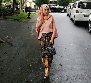 Model Baju Batik Muslim