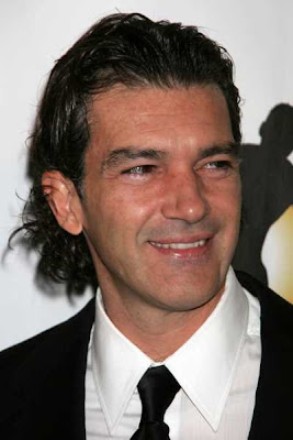 Antonio Banderas new haircut hair styles for 2011