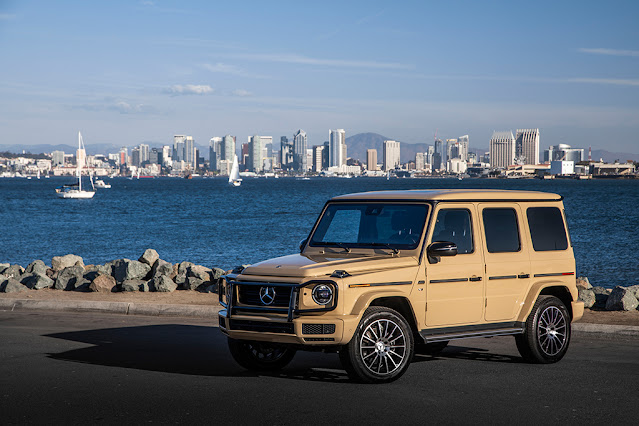 The Mercedes G550 in G Manufactur Desert Sand Paint