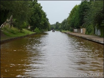 Orange squash canal P1080840sm