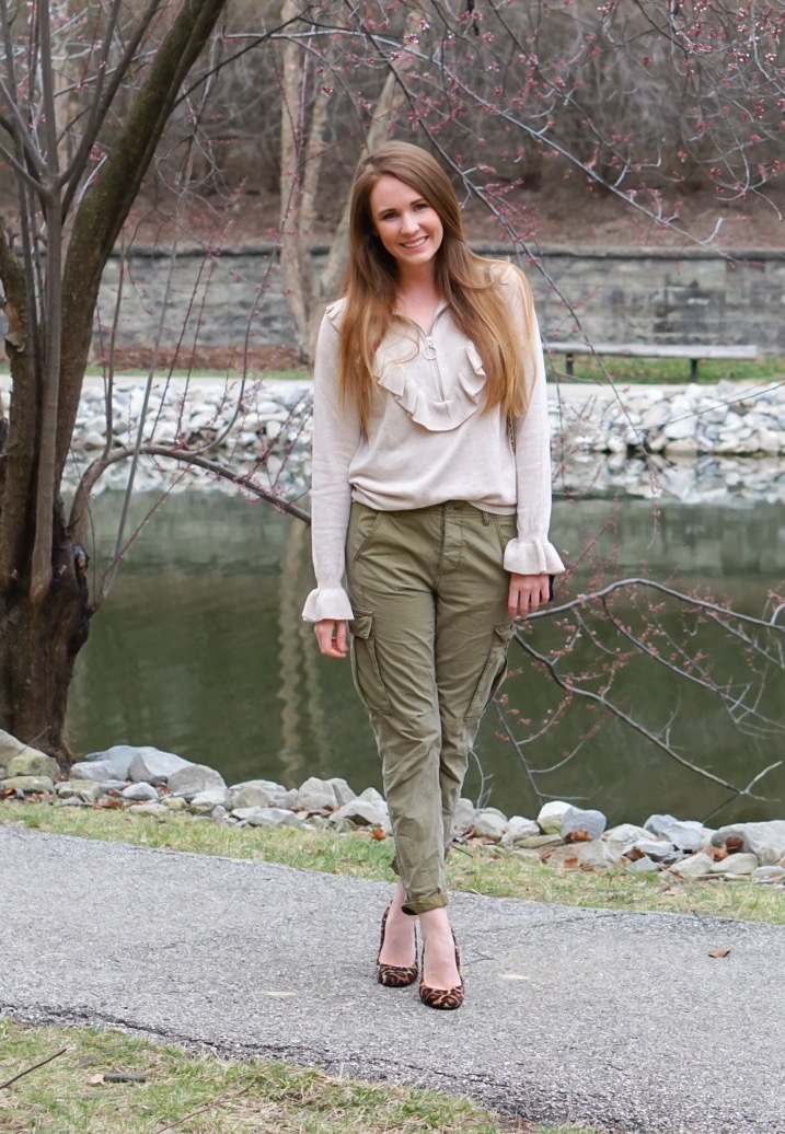 20 Cargo Pants Outfits for Any and All Occasions