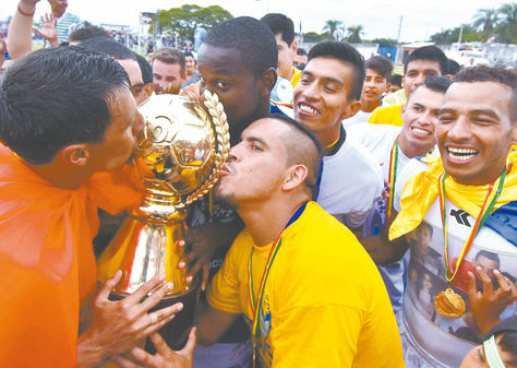 Fútbol en Bolivia