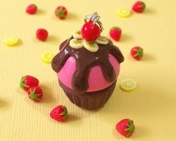  Tasty Cupcake Pendant