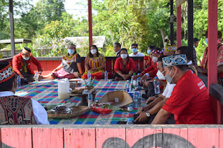 Foto - Foto kegiatan Ritual Adat Nosu Minu Podi, - Gawai Dayak Sanggau