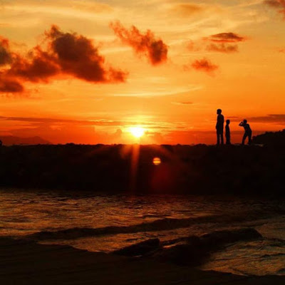 Sunset Pantai Kurenai