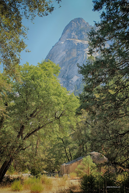 Yosemite National Park valley geology field trip glacier granite Sierra Nevada California copyright RocDocTravel.com