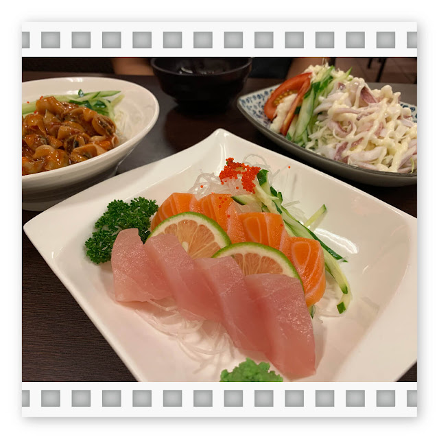吃日本料理怎麼可以不點生魚片，你看看這厚切的旗魚片及鮭魚片，新鮮加上美麗的擺盤，才百來元的價格，真的很誘人吧!!