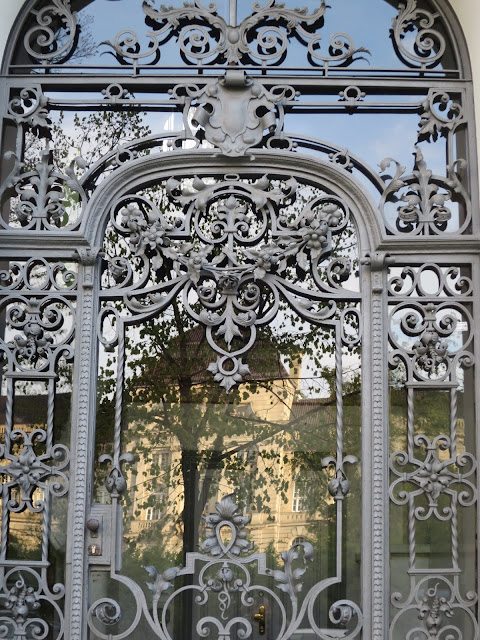 Grille autour de Savignyplatz