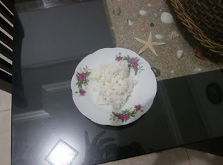 Bahaya sekali konsumsi beras plastik