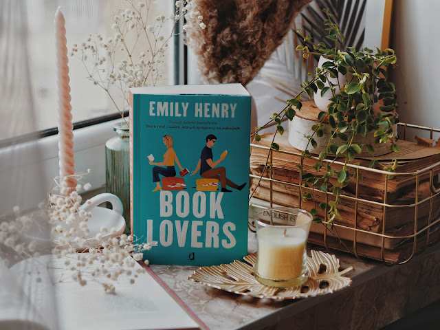 #255 "Book lovers" by Emily Henry