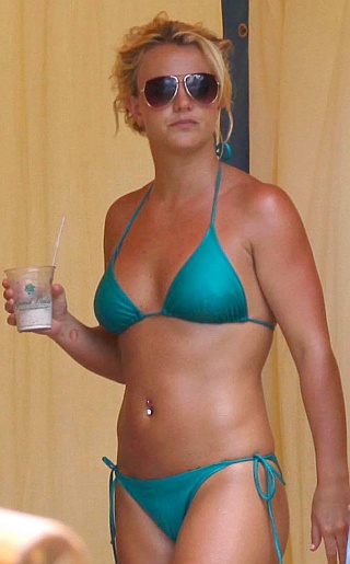 Britney Spears Bikini Pics