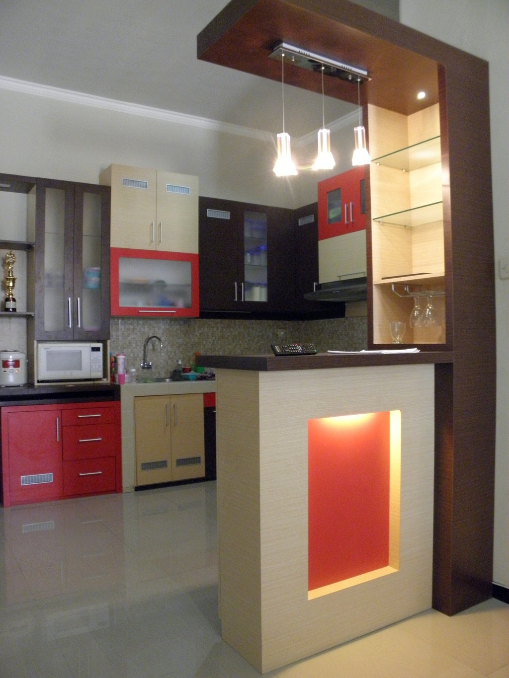 Model Kitchen Set Dan Mini Bar Yang Minimalis