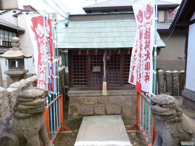 住吉神社祠