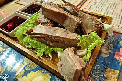 Restaurant Manchurian (满族全羊铺), boiled lamb ribs