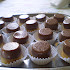 Mini bolo-pudim de laranja e chocolate