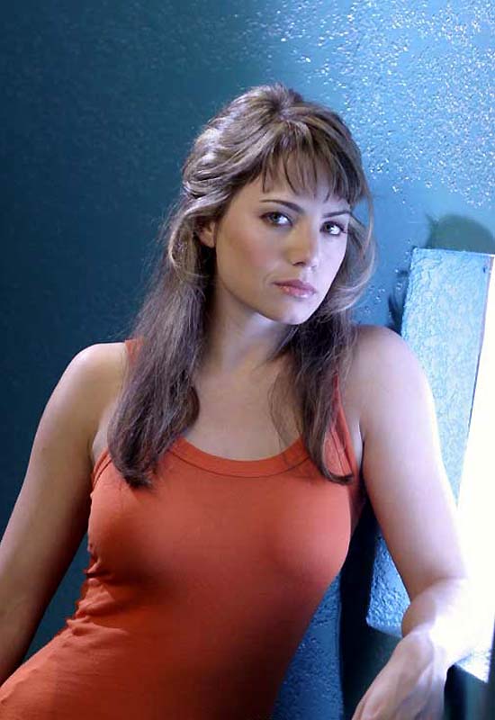 Happy birthday Erica Durance 