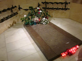 Tomb of Antoni Gaudí in the crypt of the Sagrada Familia Basilica