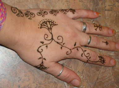 henna tattoos on hands