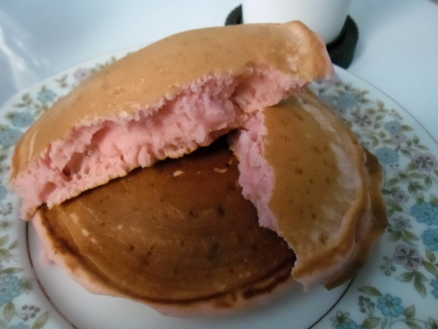 From Bakery 2 Embroidery: Strawberry Pancake a.k.a Lempeng 