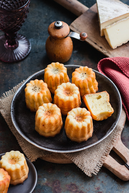 Cannelés au Saint Nectaire