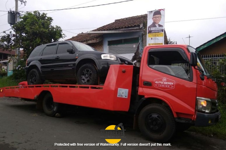 Jasa Towing Mobil Surabaya - Samarinda