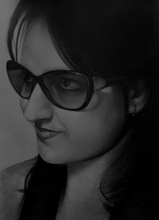 girl-portrait-drawing-with-sun-glasses