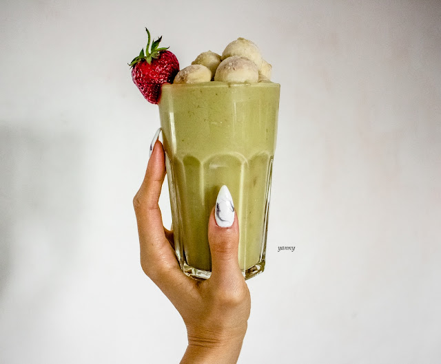 https://zielonekoktajle.blogspot.com/2018/06/melon-ananas-matcha-banan-awokado-mleko.html