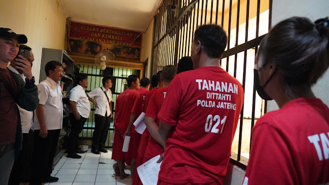 Gunakan Hak Pilih, Para Tahanan Rutan Polda Jateng Ikut Pemilu 
