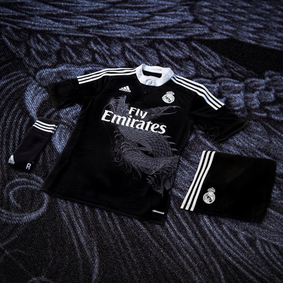 Nueva camiseta negra con dos dragones tercera equipación del Real Madrid