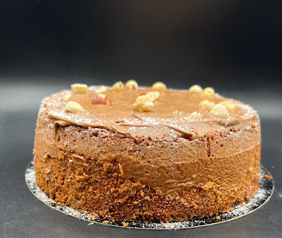 LE GÂTEAU AUX NOISETTES ET PÉPITES DE CHOCOLAT de FELDER