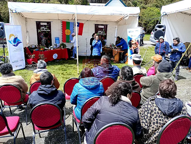 Feria Mar y Sabores de Pucatrihue reunió a visitantes en torno a la gastronomía local