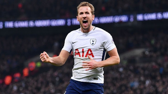 Kane sets more records as Tottenham thrashes Everton 