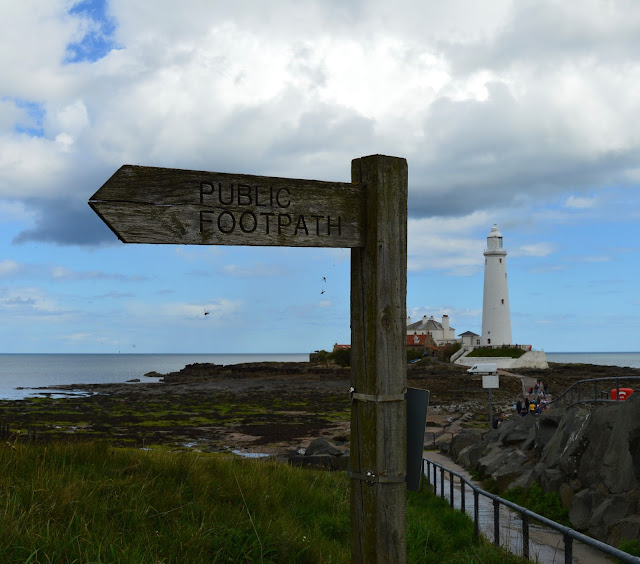 13 of the best pushchair-friendly walks around North East England as recommended by local parents - st mary's lighthouse