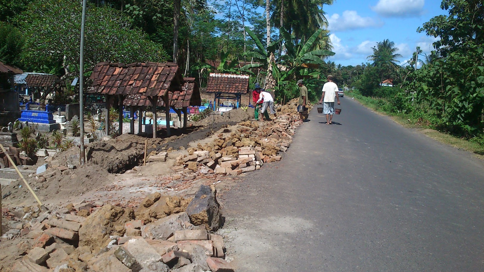 Merenovasi Pagar Rumah Masa Depan Pemakaman Kilas Sumberayu