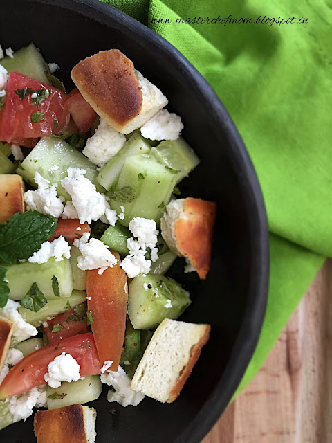 Arabic Fattoush Salad 