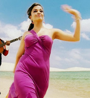 Aishwarya Singing A Song In Long Skirt