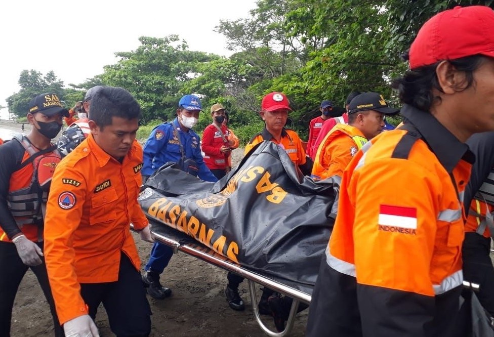 Warga Singorojo yang Hilang Tenggelam saat Mancing di Pelabuhan Kendal Ditemukan Tewas