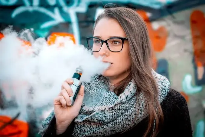 Study Links Vaping to Reduced Fertility in Women: Urges Caution for Those Planning to Conceive