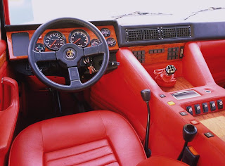 Lamborghini LM 002 Interior