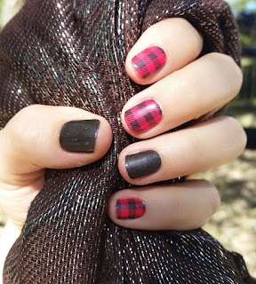 https://jennaredding.jamberry.com/product/friday-flannel#.VjbTWWvYF-J