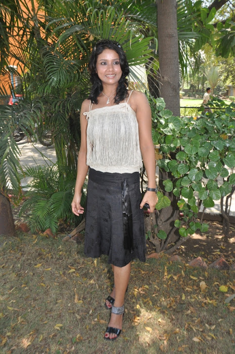 urmila actress pics