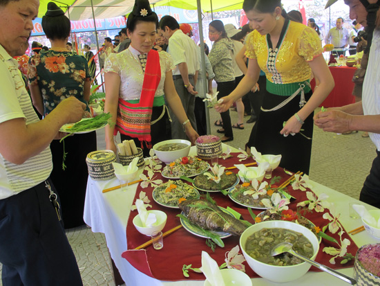 am-thuc-dien-bien