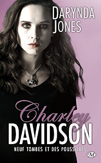 http://lachroniquedespassions.blogspot.fr/2015/07/charley-davidson-tome-9-dirt-on-ninth.html