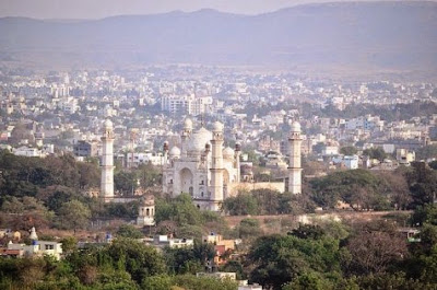 Bibi Ka Maqbara, Kembaran Taj Mahal yang tak Secemerlang Taj Mahal