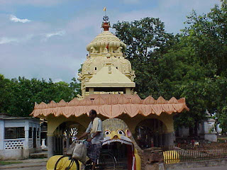 Tours of India-Gayatri Temple