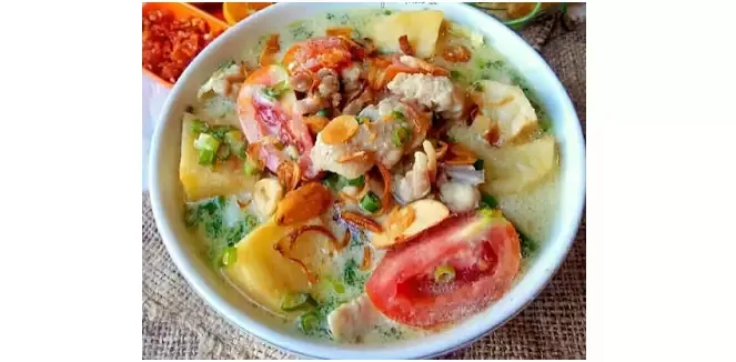 resep soto ayam betawi dengan ciri khas dan rasa enak