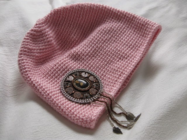 https://www.etsy.com/listing/220180762/artsy-crochet-tube-hat-soft-pink-mona?ref=shop_home_active_1